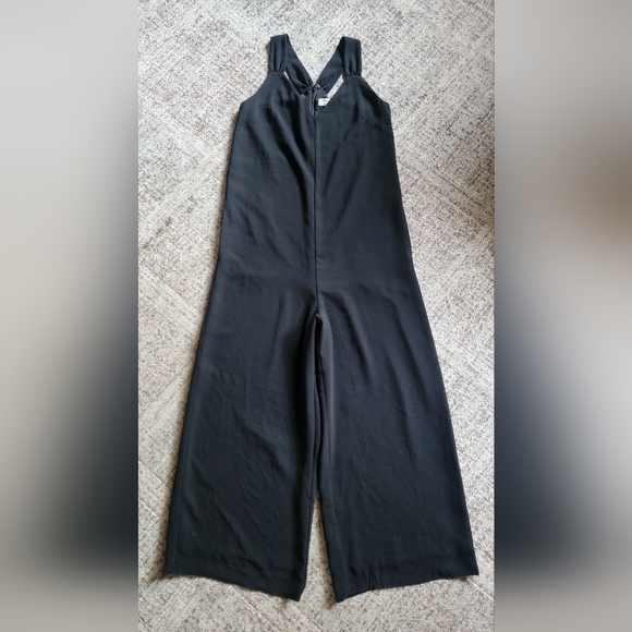 Wilfred Aritzia‎ Black Sleeveless Poly Crepe Cropped Wide Leg Jumpsuit Size XS - Picture 2 of 10